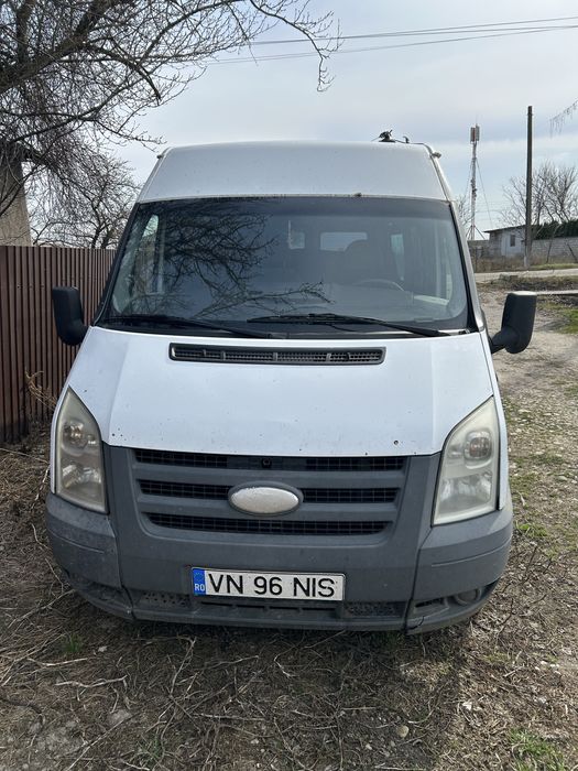 Ford transit 8+1