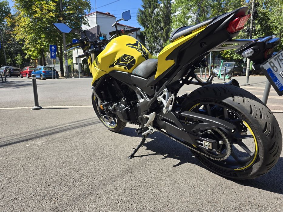 Honda Hornet CB750 2023