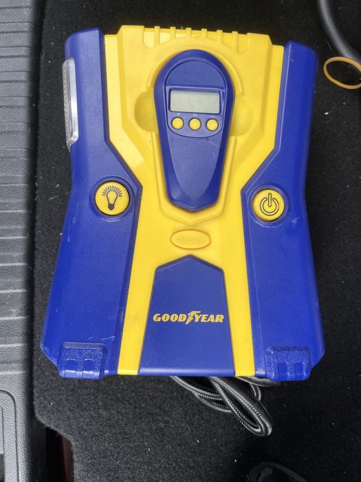 Compresor auto Goodyear