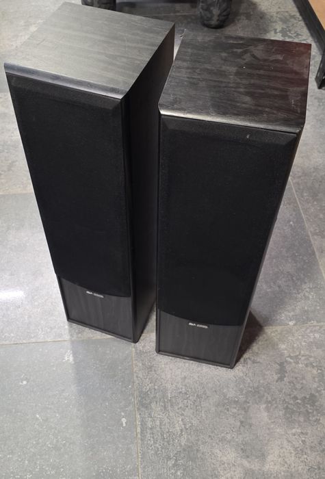 Vand / schimb doua boxe pasive