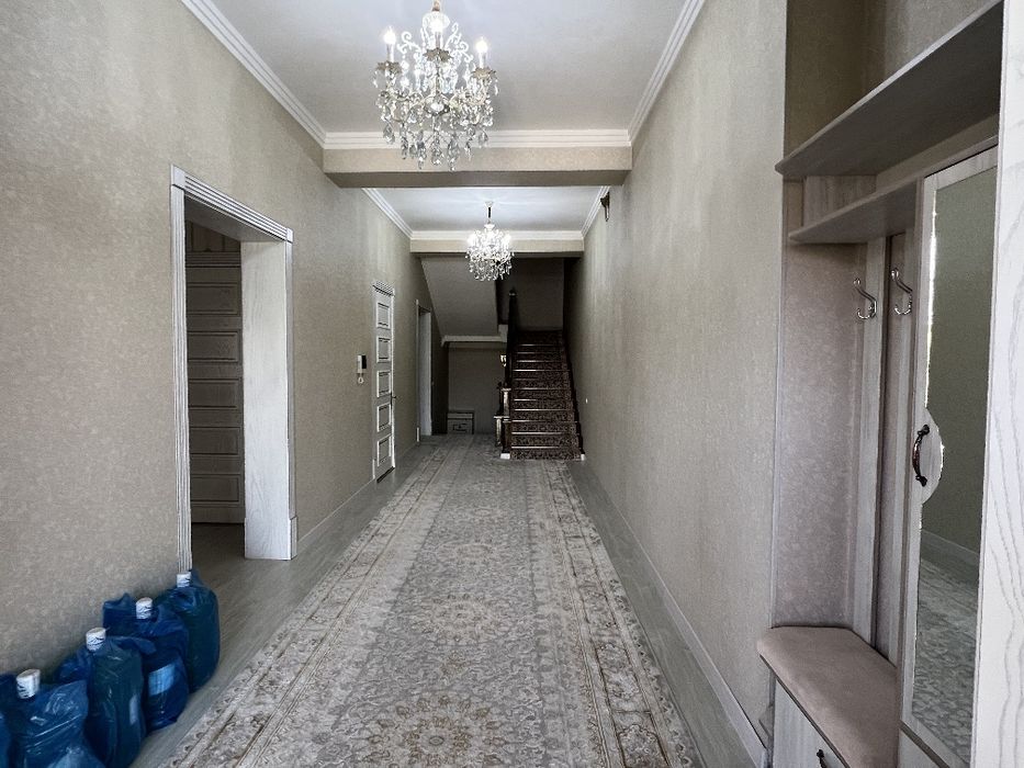 Сергели кумарик хайтек ховли срочно сотилади