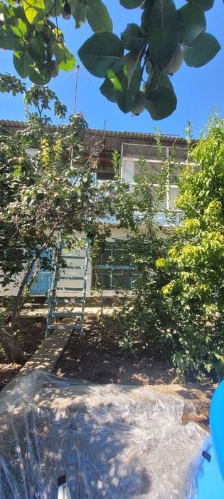 Жилой дом с участком