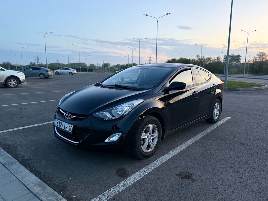 Продам элантру 2013