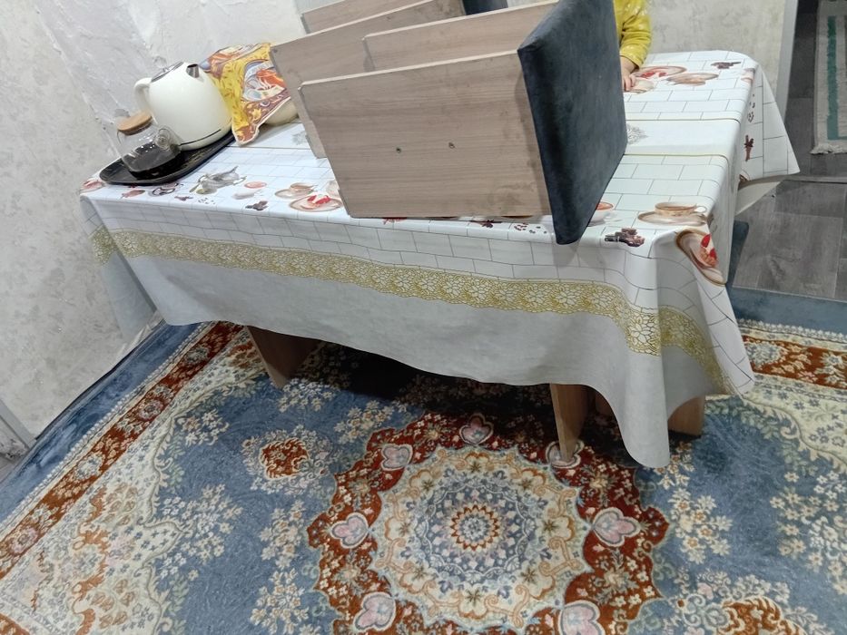 Продам кухня стол