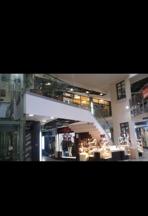 Дава се под наем Магазин в Благоевград, Идеален център - 40 кв.м за 248.88 € - Снимка #3