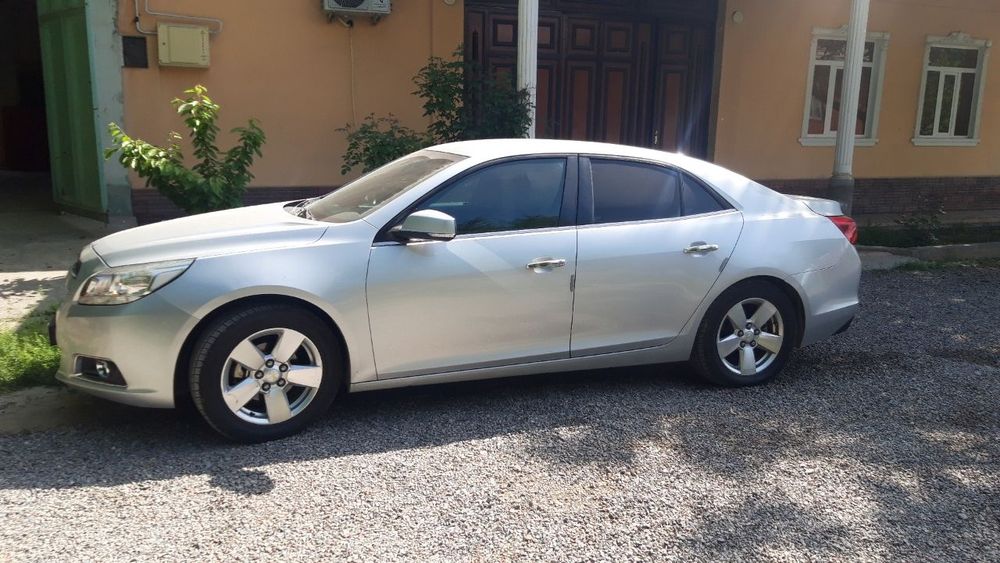 Малибу 1 позится 2 без люка