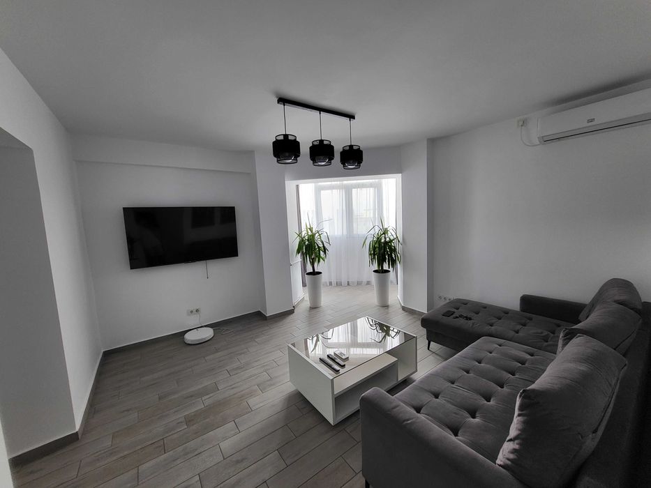 Vand apartament 2 camere Bariera Bucuresti, Value Center finisaje de lux