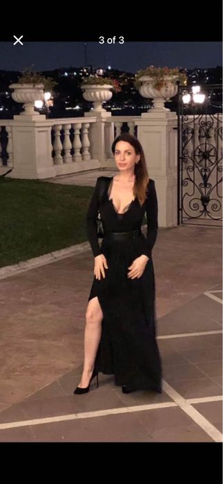 Elisabetta Franchi официална черна рокля с колан и вграден сутиен