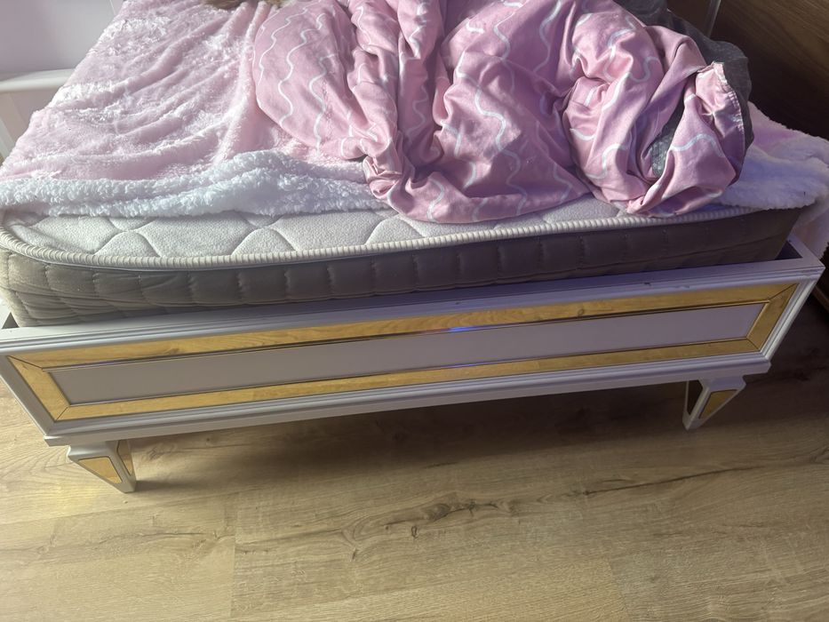 Vand set mobila dormitor