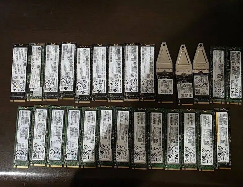 Ssd.uri m2 sau de 2.5 diferite modele de 128gb. 256, 512 sau 1 tb