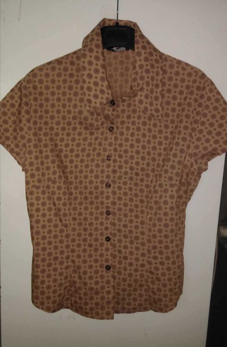 Camasa pt dama Noua, model foarte frumos, bumbac fin, calitativ, este foarte frumos lucrata  S  M  L, XL