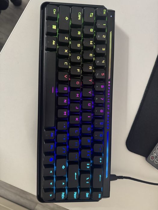 Tastatura Asus Rog Falchion Ace HFX