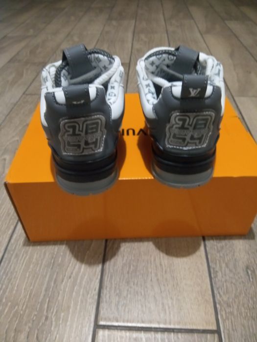 LV skates mărimea 41