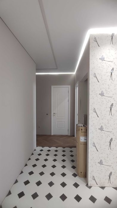 Поклейка обоев быстро и без стыков