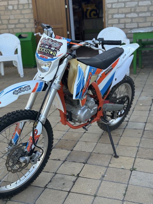 Продам мотоцикл KAYO K2 250