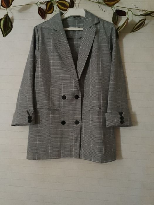 Пиджак не дорого