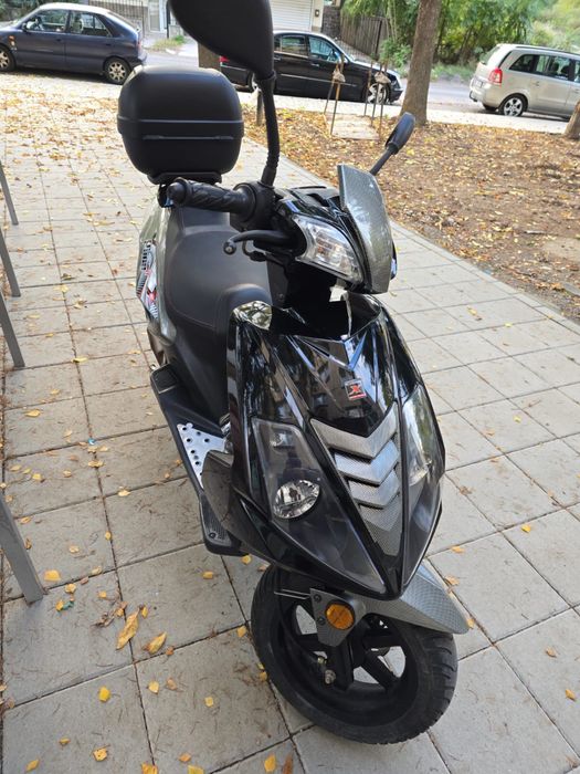Китайски скутер 50cc