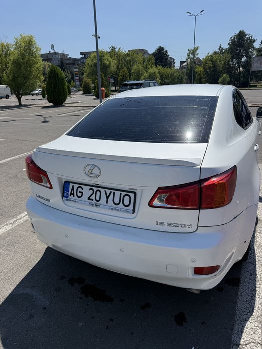 Lexus is 220d 2009 motor 2.2 diesel