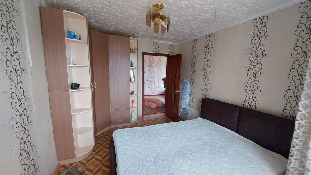 Продам квартиру 4-х комнатную