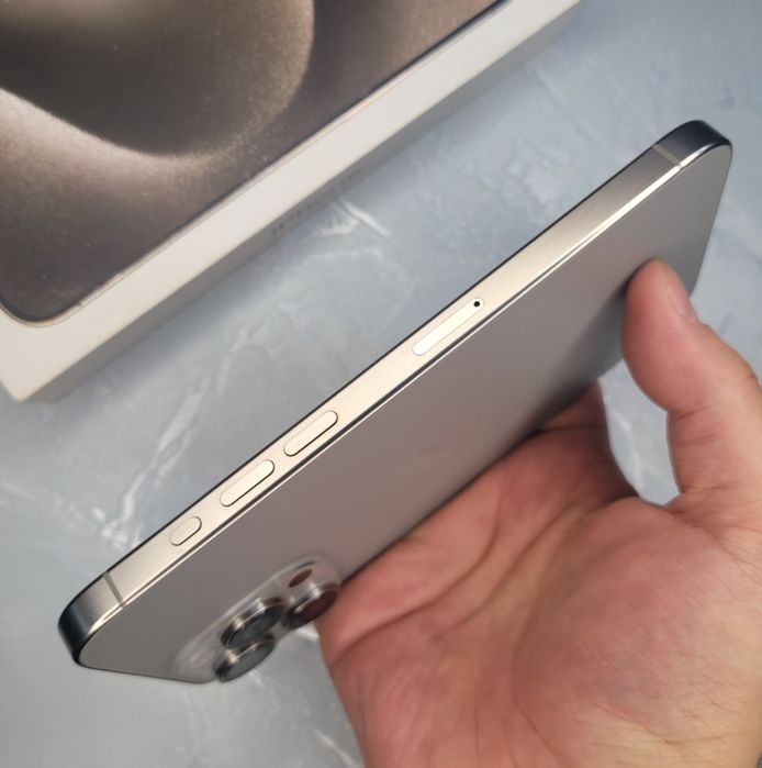 IPhone 15 Pro Max 256 GB