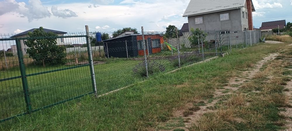 Vând teren, 303 mp cu gard și puț in comuna Berceni Ilfov Str Lebedei - Vedere 3