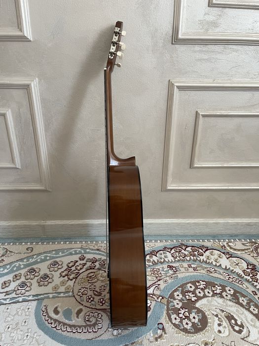 Гитара YAMAHA C40