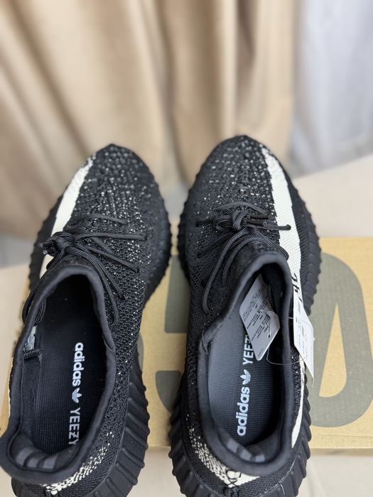 Adidas Yeezy Boost 350 V2 Black White – NOI – 350 lei