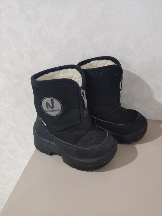 Продам дутики оригинал nordman