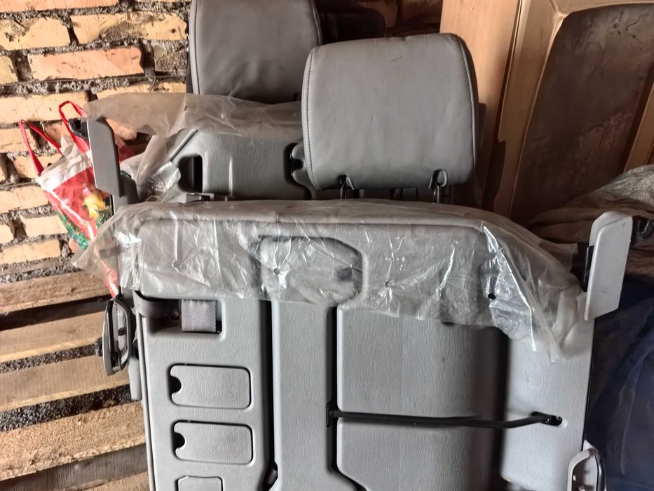 Сидение на автомобиль