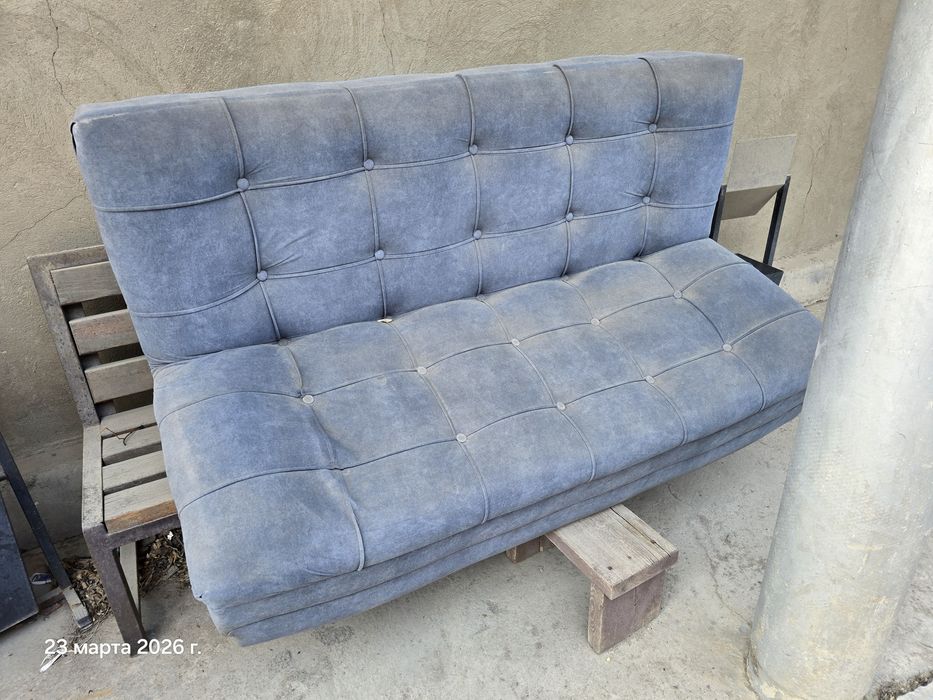 Отдам даром 2 (два) дивана