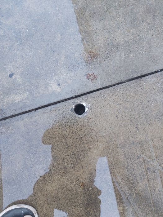 Сондажна ръчна ядкопробивна машина за вземане на скални  проби.