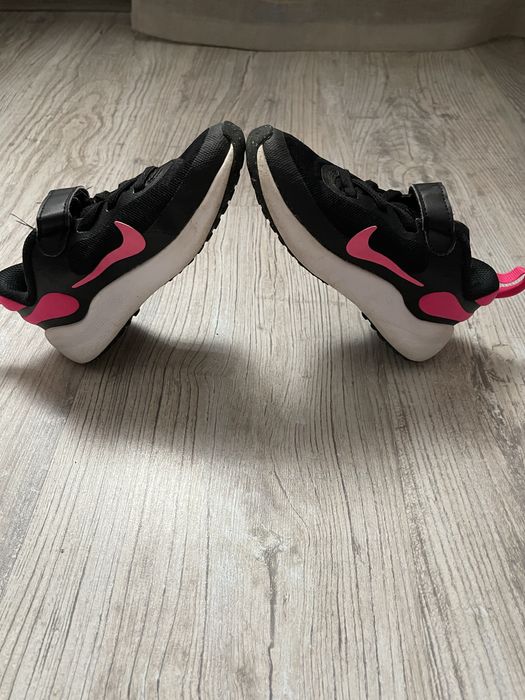 Детски маратонки Nike Revolution 7