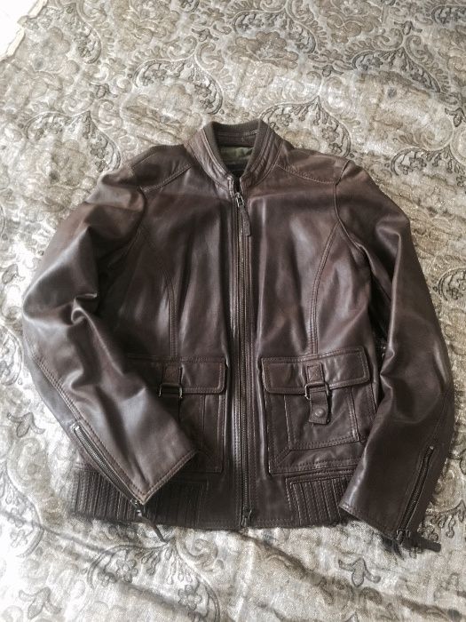 куртки и пиджаки. Изделия из кожи