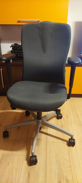 Scaun birou/office kinnarps, impecabil, ca nou