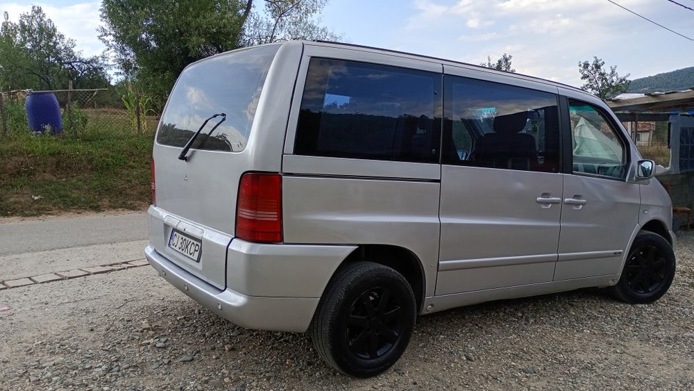 Vând urgent mașină Mercedes vito vecloss