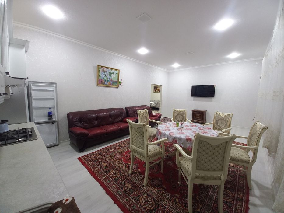 Сдаётся в аренду Таунхаус 4 комнаты в центре города.Агентство