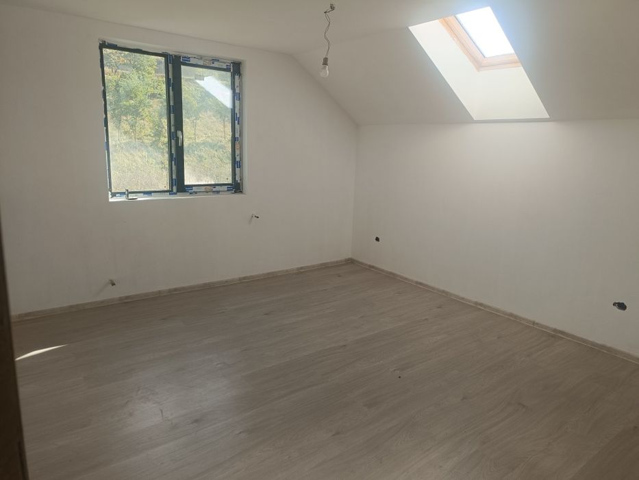 Urgent,vand casă în Catamarasti,Botoșani,zona superbă!