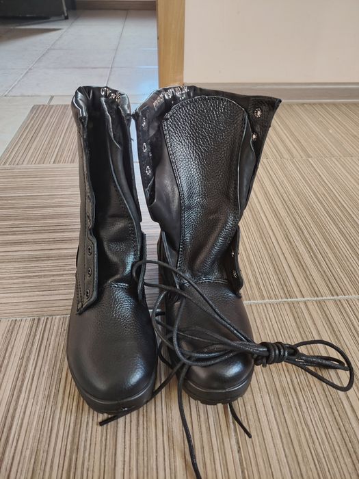 Продам летние берцы