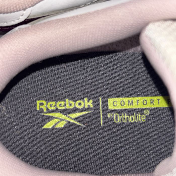 Новые кожанные кроссовки Reebok