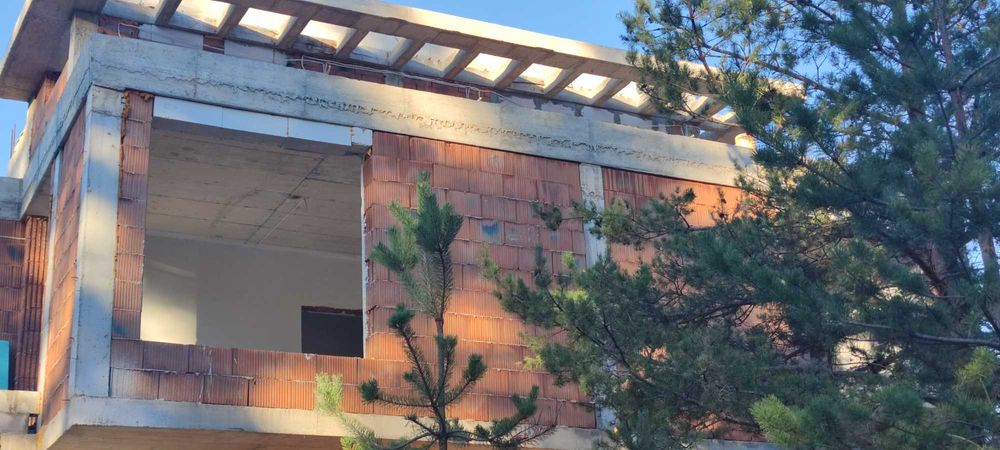 къща Горна баня, РЗП340м2 двор 260м2 затв. к-с , 557 700Е с вкл.ДДС