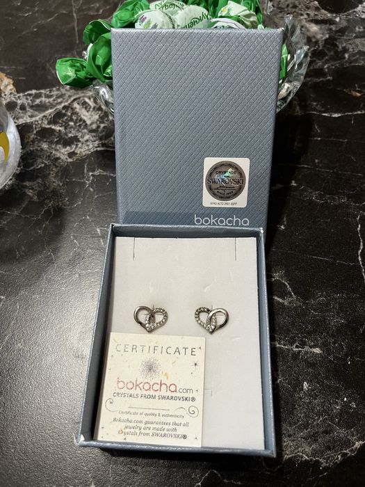 Обеци с камъни