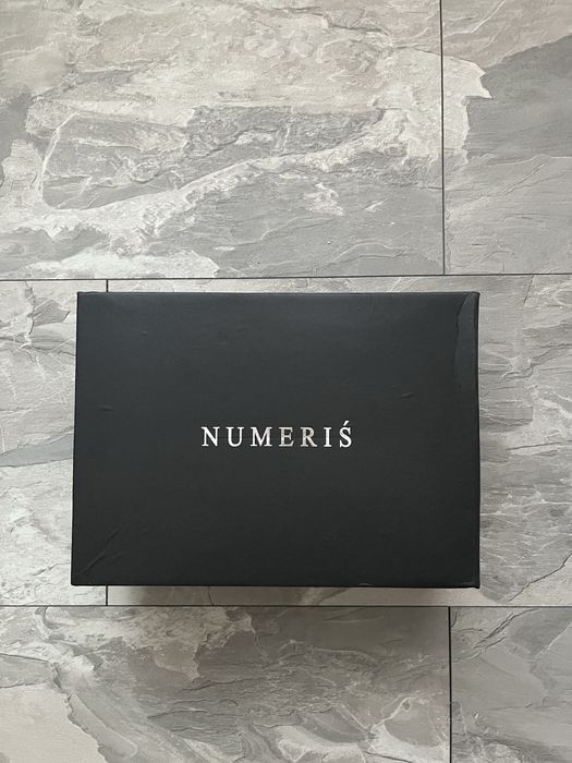 Sneakers Numeris Simplii