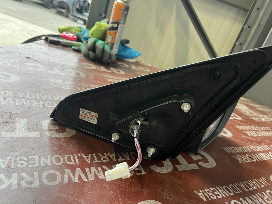 Огледало Suzuki Vitara 2019-