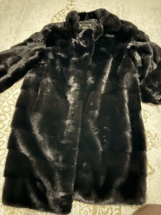 Продам норковую шубу