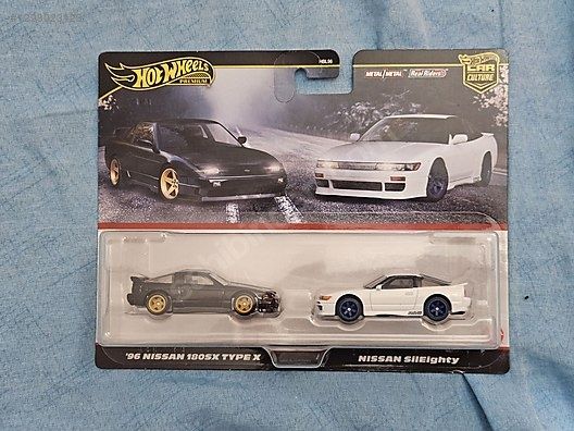 Hot wheels premium 2 pack