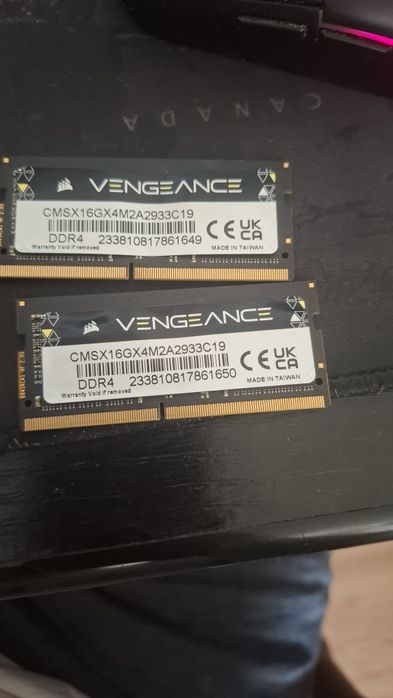 Ram corsair vengeance 2x8 gb ddr4 in conditie buna