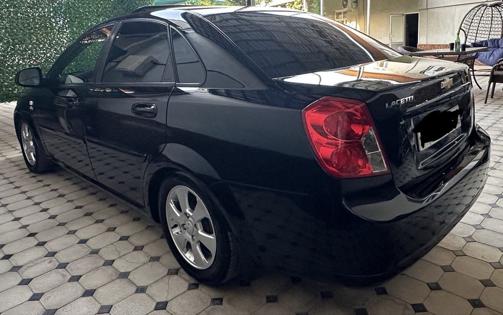 Chevrolet Jentra