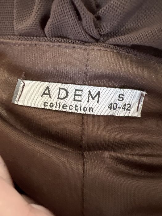 Коричневое платье