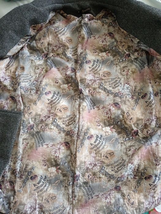 Продам пальто (осенне-весеннее)