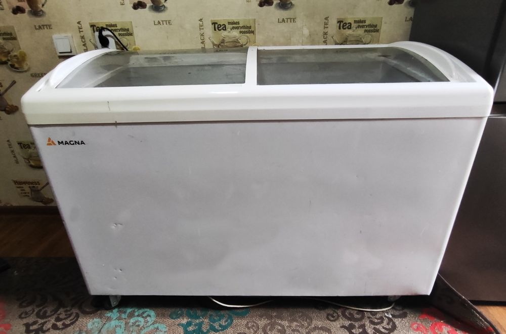 Vitrina xolodinik marazilnik